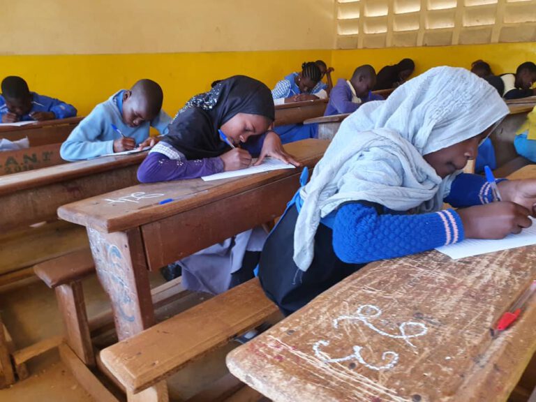 Photo INSER Action Sociale : En classe
