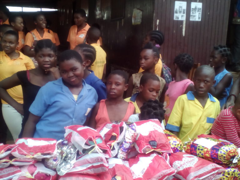 Photo INSER Action Sociale : Ateliers créatifs